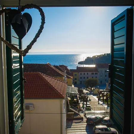 Zo * Макарска